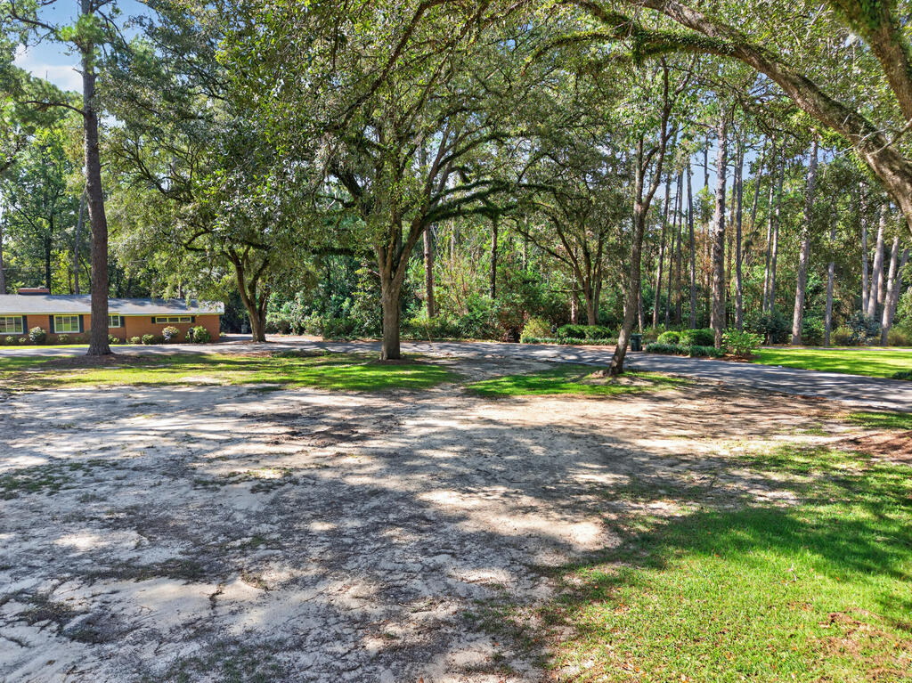 20 Oak Lane, Moultrie, Georgia 31768, 4 Bedrooms Bedrooms, ,4 BathroomsBathrooms,Single Family,For Sale,Oak Lane,915952