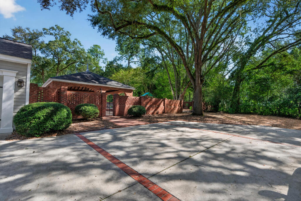 20 Oak Lane, Moultrie, Georgia 31768, 4 Bedrooms Bedrooms, ,4 BathroomsBathrooms,Single Family,For Sale,Oak Lane,915952