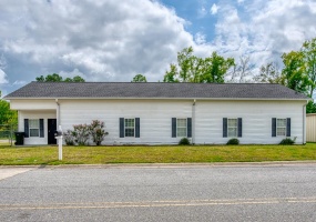 126 SUNSET CIRCLE, Moultrie, Georgia 31768, ,Commercial,For Sale,SUNSET CIRCLE,912904