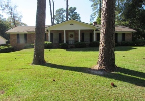 726 2nd St SW, Moultrie, Georgia 31768, 3 Bedrooms Bedrooms, ,2 BathroomsBathrooms,Single Family,For Sale,2nd St SW,912940