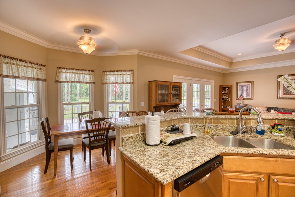 198 Westwoods Drive, Moultrie, Georgia 31768, 3 Bedrooms Bedrooms, ,2 BathroomsBathrooms,Single Family,For Sale,Westwoods Drive,913279