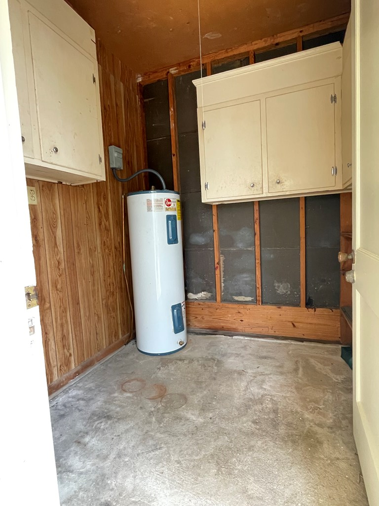 305 Clubview Drive, Moultrie, Georgia 31768, 5 Bedrooms Bedrooms, ,3 BathroomsBathrooms,Single Family,For Sale,Clubview Drive,913500