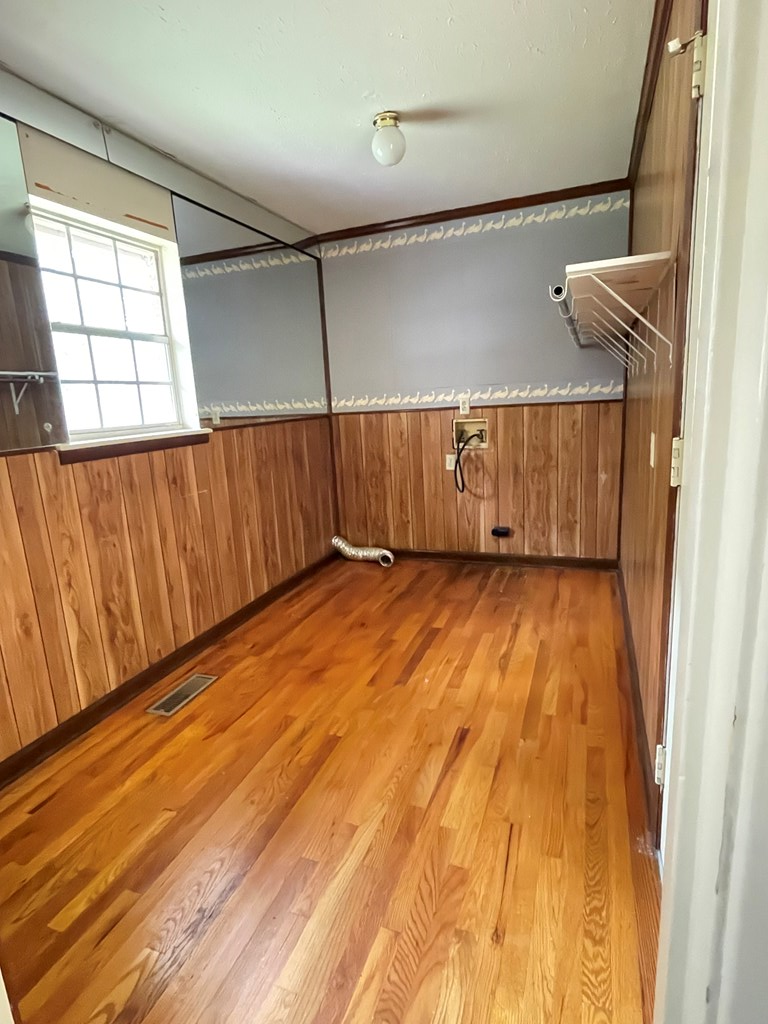 305 Clubview Drive, Moultrie, Georgia 31768, 5 Bedrooms Bedrooms, ,3 BathroomsBathrooms,Single Family,For Sale,Clubview Drive,913500