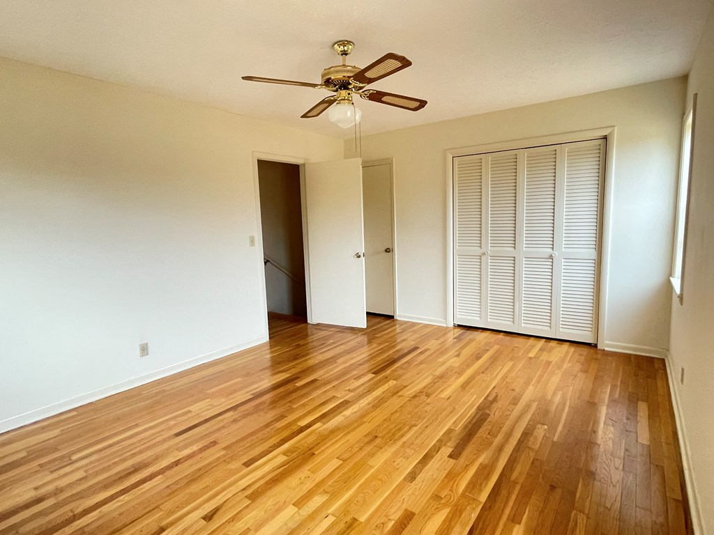 305 Clubview Drive, Moultrie, Georgia 31768, 5 Bedrooms Bedrooms, ,3 BathroomsBathrooms,Single Family,For Sale,Clubview Drive,913500 305 Clubview Drive, Moultrie, Georgia 31768, 5 Bedrooms Bedrooms, ,3 BathroomsBathrooms,Single Family,For Sale,Clubview Drive,913500